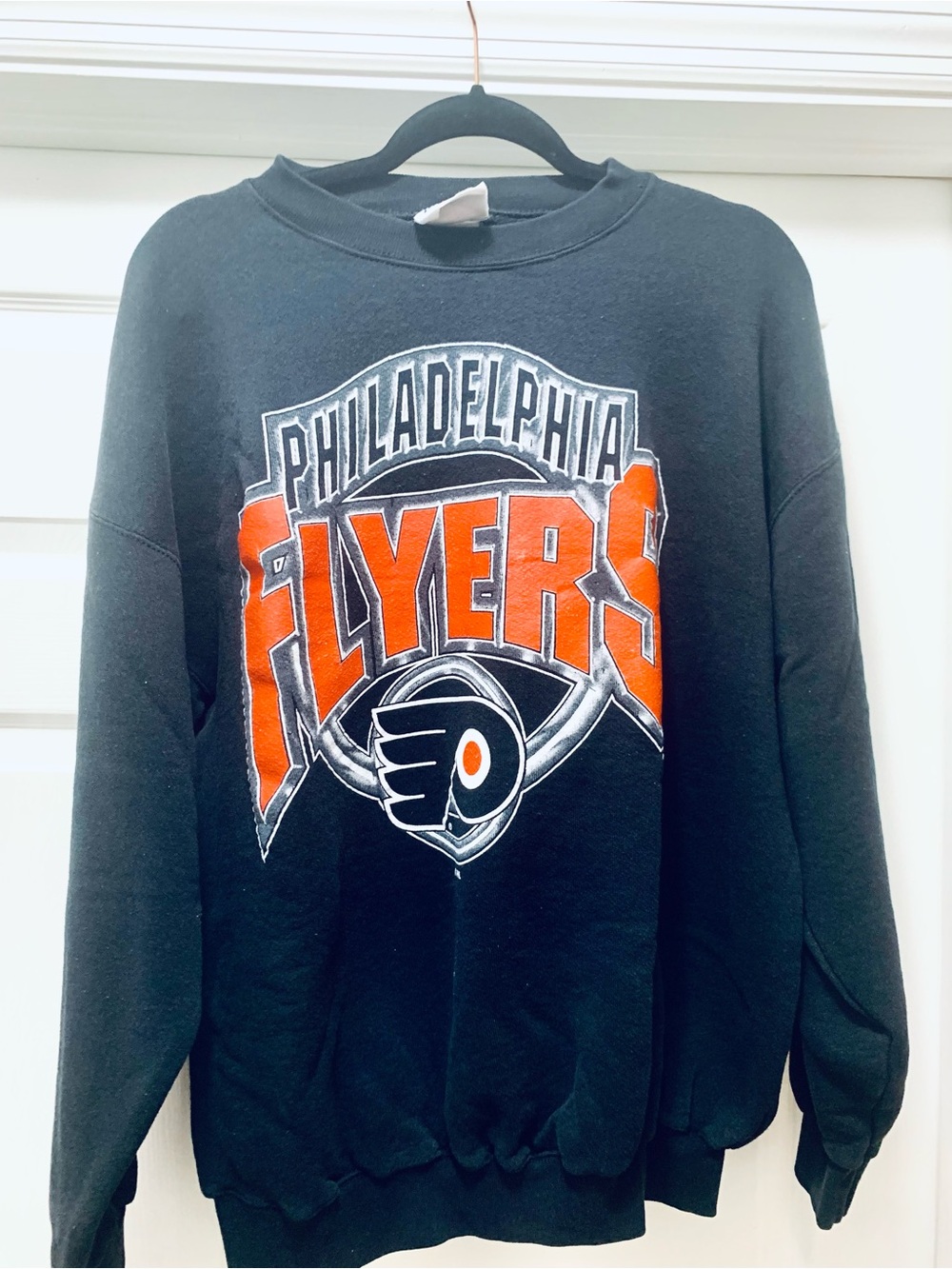 Philadelphia Flyers faded Black Crewneck Sweatshirt